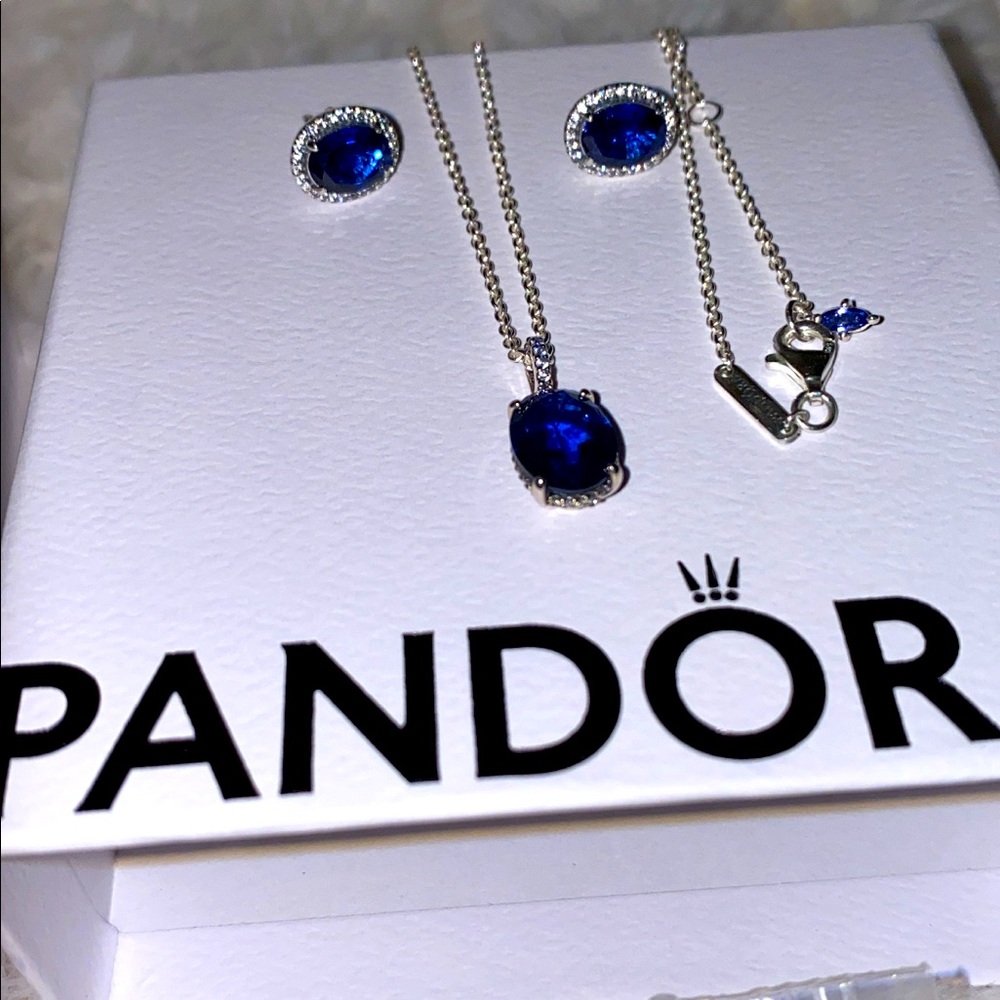 Pandora Authentic New never used blue set in silver